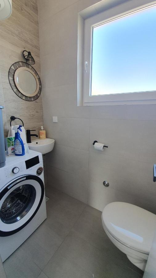 Ferienwohnung Porto Vista Penthouse Kumbor Exterior foto