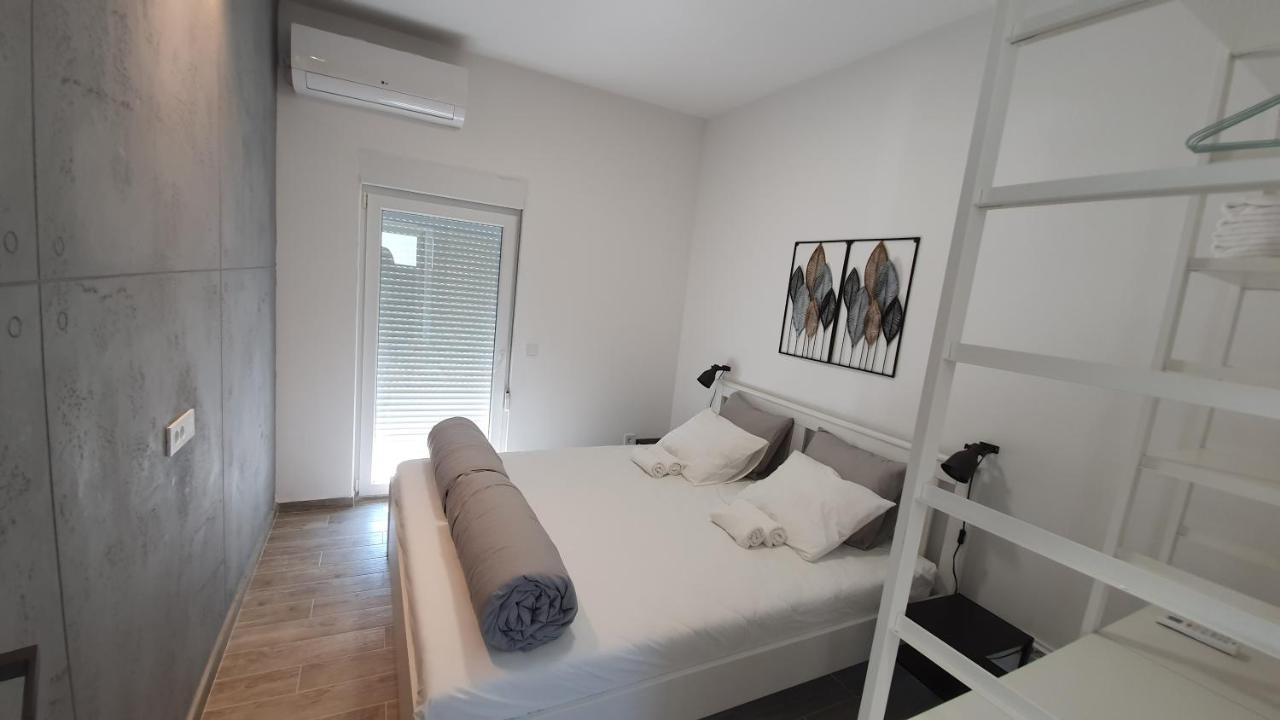 Ferienwohnung Porto Vista Penthouse Kumbor Exterior foto