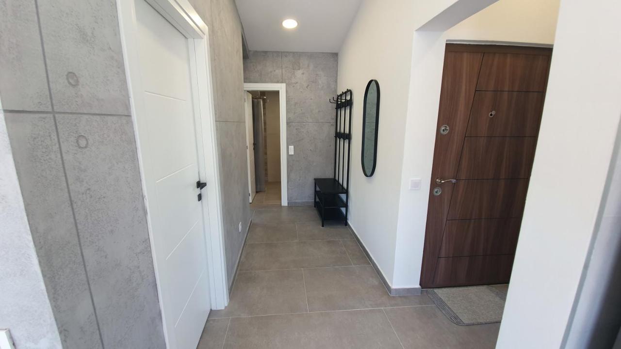 Ferienwohnung Porto Vista Penthouse Kumbor Exterior foto